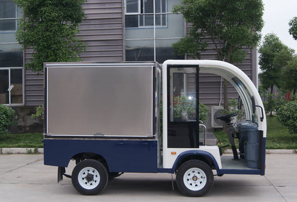 3.8米长不锈钢保温箱电动送餐车